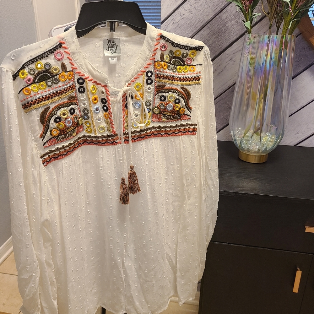 Ivy Jane embroidered tunic